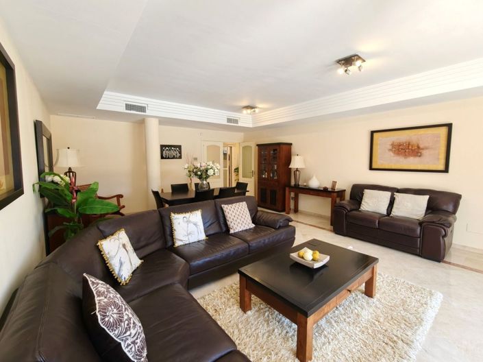 Image No.10-3 Bed Apartment for sale