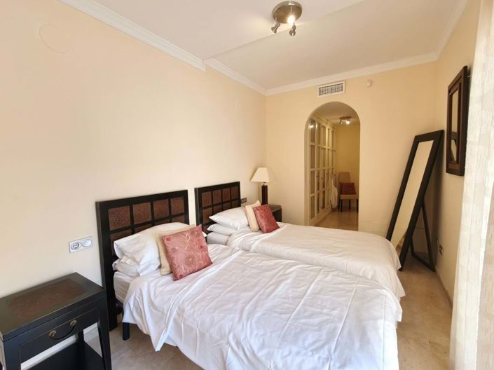 Image No.18-3 Bed Apartment for sale