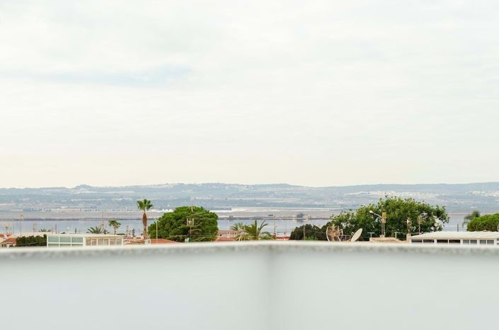 Image No.6-3 Bed Villa for sale