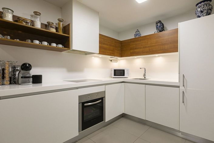 Image No.21-3 Bed Apartment for sale