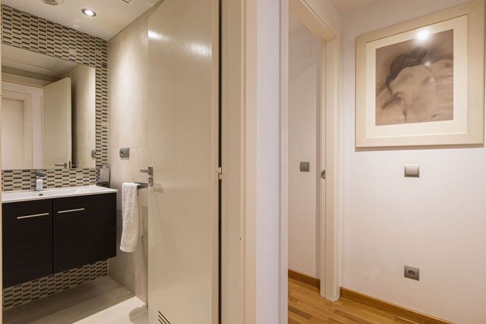 Image No.24-3 Bed Apartment for sale