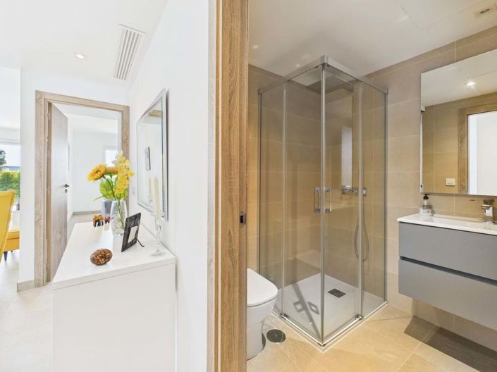 Image No.11-2 Bed Apartment for sale