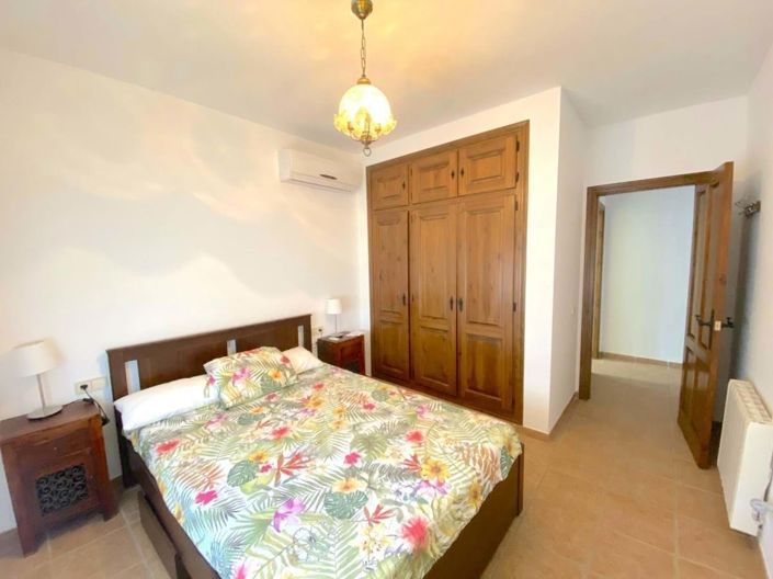 Image No.17-5 Bed Villa for sale