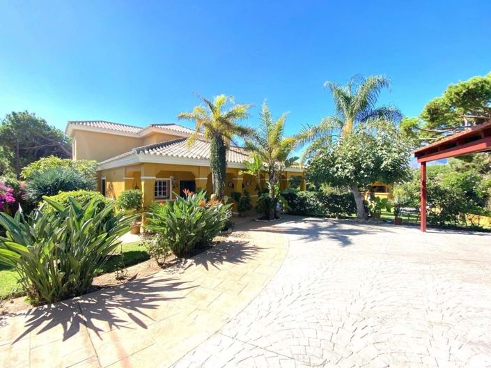 Image No.18-5 Bed Villa for sale