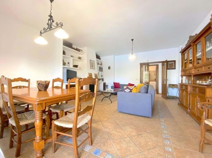 Image No.4-5 Bed Villa for sale