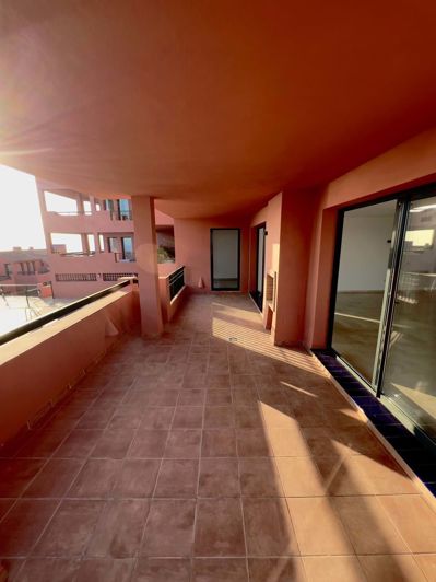 Image No.22-2 Bed Apartment for sale