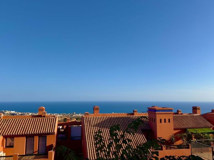 Image No.27-2 Bed Apartment for sale