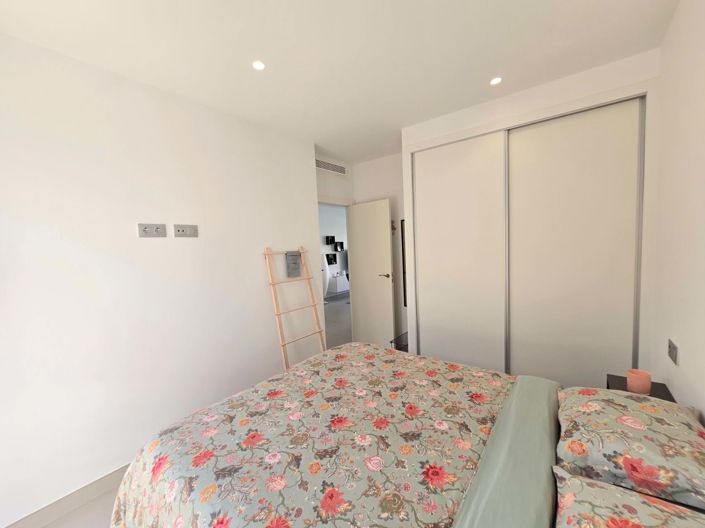 Image No.20-3 Bed Villa for sale