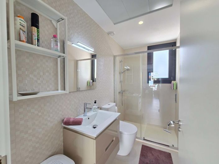 Image No.21-3 Bed Villa for sale