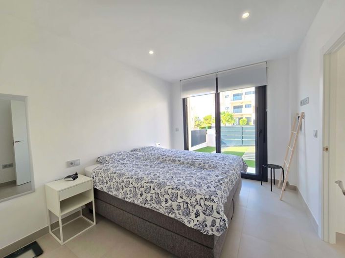 Image No.24-3 Bed Villa for sale