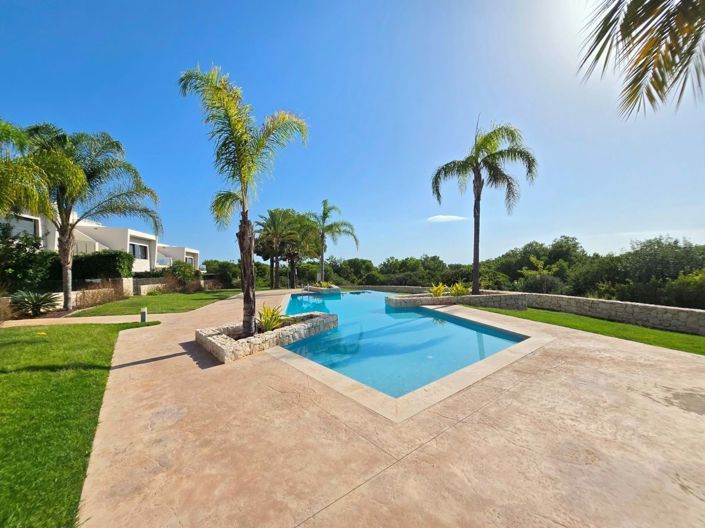 Image No.37-3 Bed Villa for sale