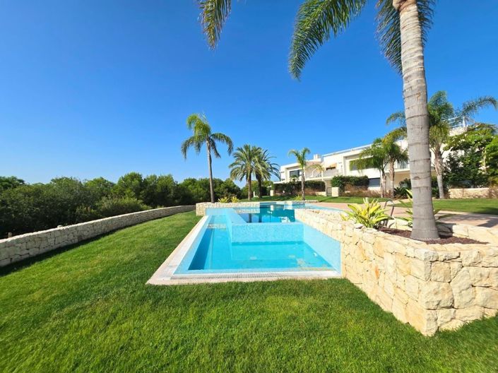 Image No.40-3 Bed Villa for sale