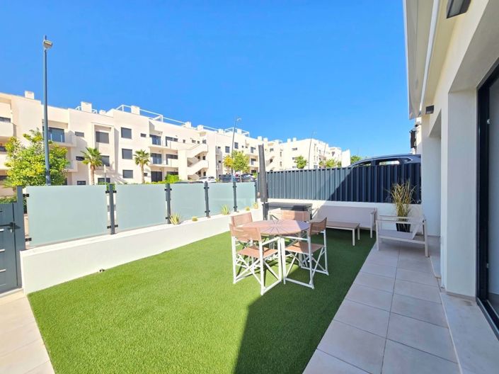 Image No.6-3 Bed Villa for sale