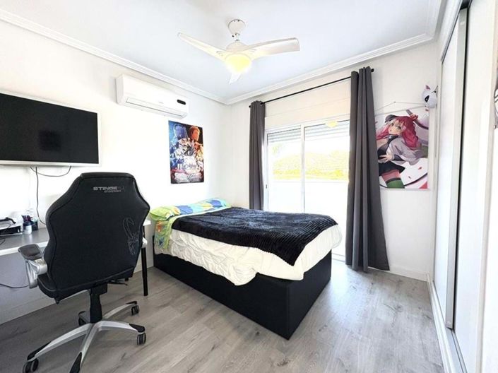 Image No.28-3 Bed Villa for sale