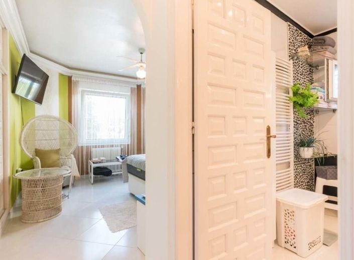 Image No.17-2 Bed Villa for sale