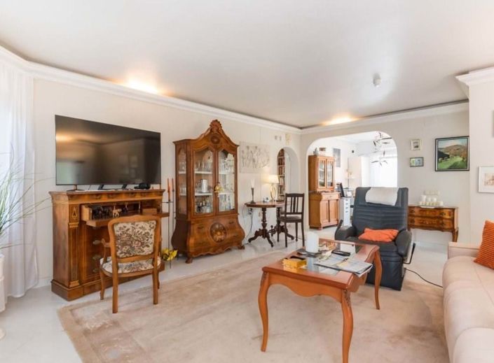 Image No.5-2 Bed Villa for sale