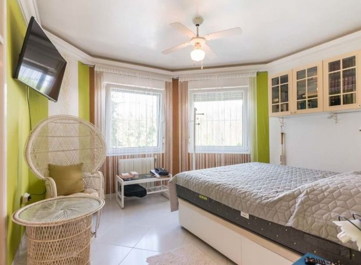 Image No.6-2 Bed Villa for sale