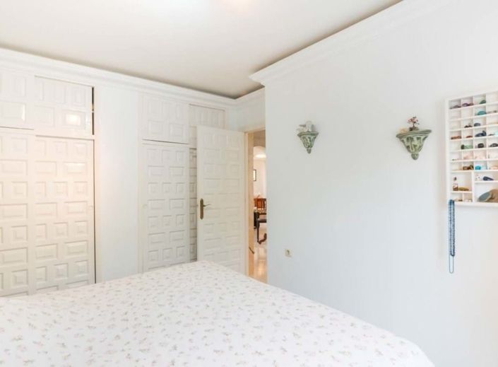 Image No.69-2 Bed Villa for sale