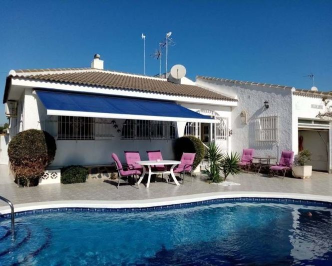Image No.1-3 Bed Villa for sale