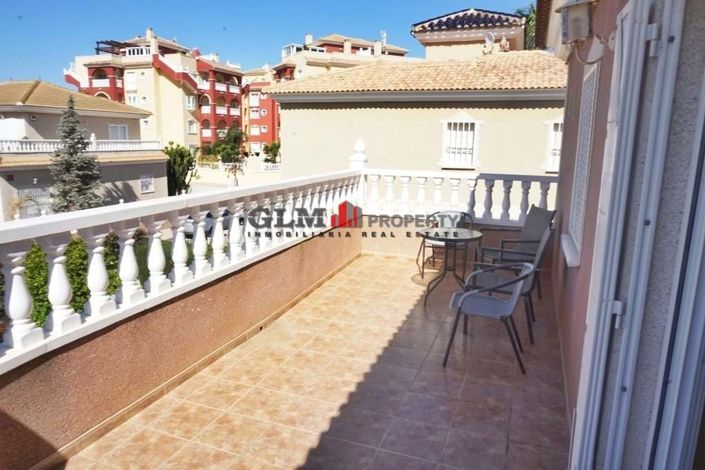 Image No.18-3 Bed Villa for sale