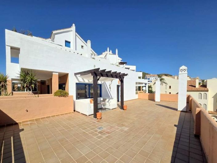 Image No.16-2 Bed Apartment for sale