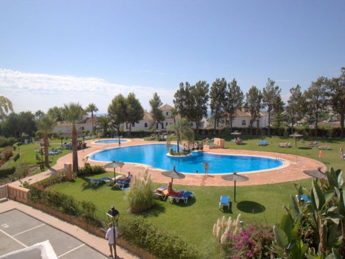 Image No.22-2 Bed Apartment for sale