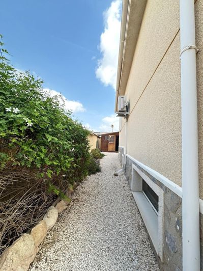 Image No.6-3 Bed Villa for sale