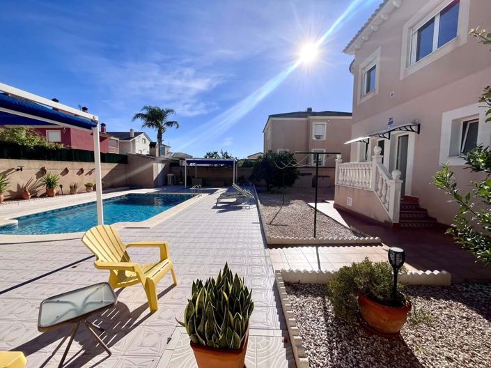 Image No.33-Villa de 4 chambres à vendre à Orihuela Costa