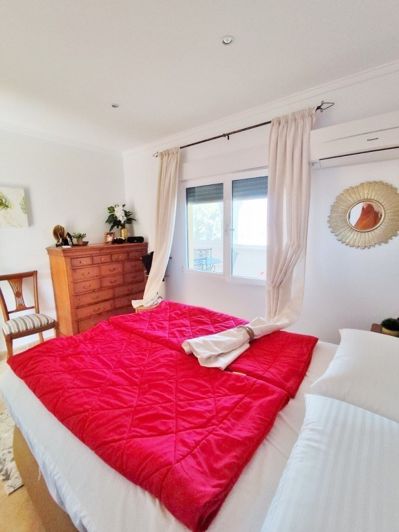 Image No.12-4 Bed Villa for sale