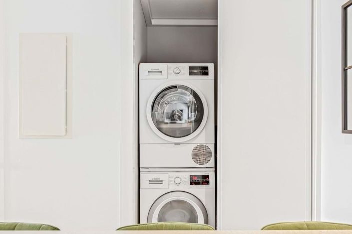 Image No.20-3 Bed Townhouse for sale