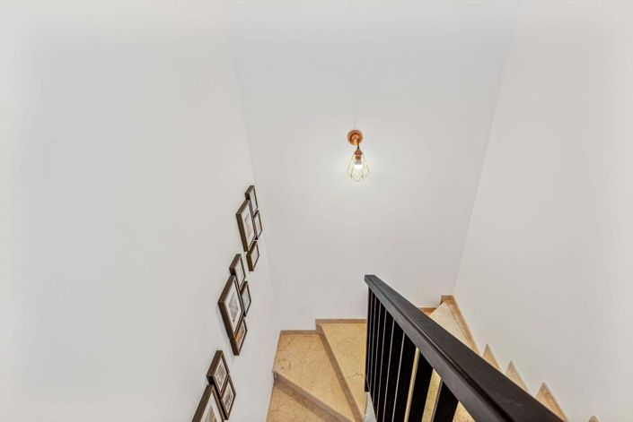 Image No.38-3 Bed Townhouse for sale