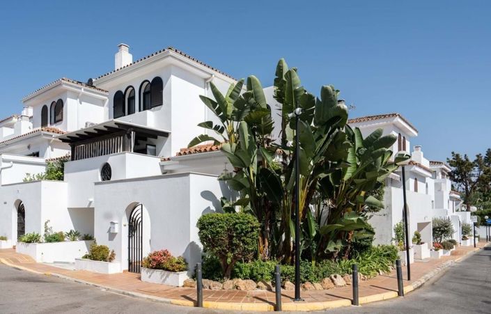 Image No.1-Maison de ville de 3 chambres à vendre à Estepona