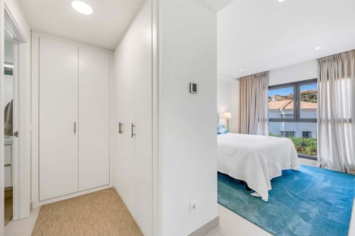 Image No.29-2 Bed Apartment for sale