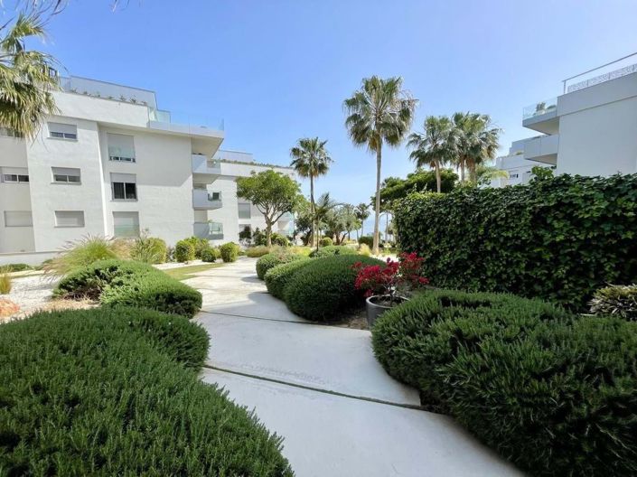 Image No.10-3 Bed Apartment for sale