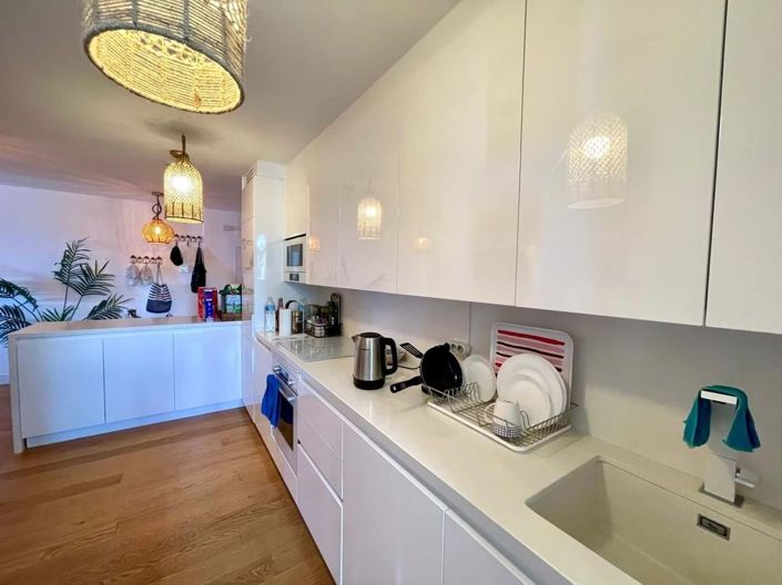 Image No.18-3 Bed Apartment for sale