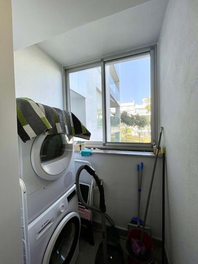 Image No.20-3 Bed Apartment for sale