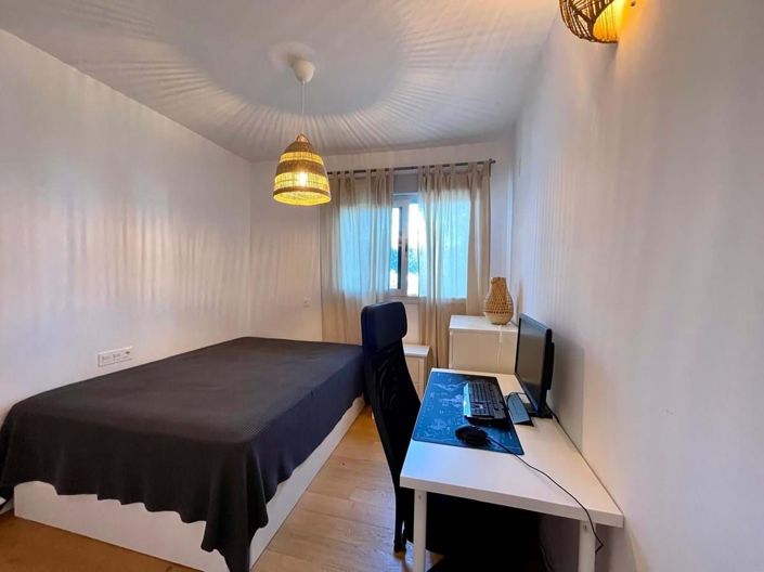 Image No.30-3 Bed Apartment for sale