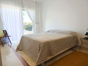 1447-647669-78d1f4f8b6655591b02d22fabb36a692d