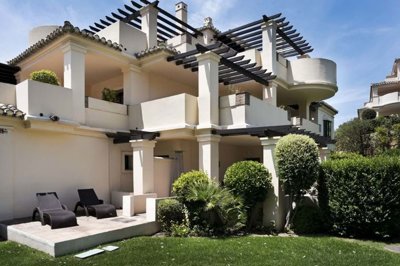 1447-646421-78d1f4f8b6655591b02d22fabb36a692d