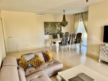 1447-646421-78d1f4f8b6655591b02d22fabb36a692d