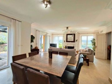 1447-645330-78d1f4f8b6655591b02d22fabb36a692d