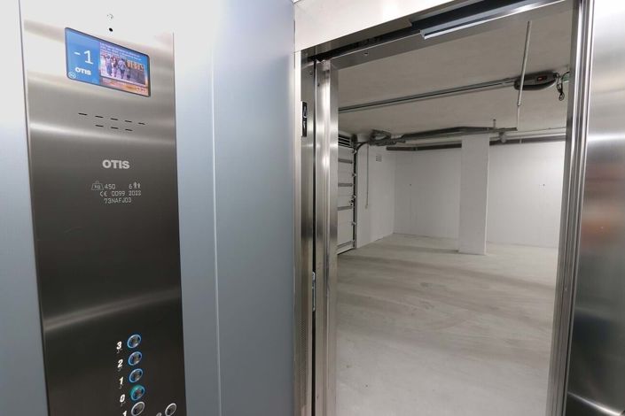 Image No.12-3 Bed Apartment for sale