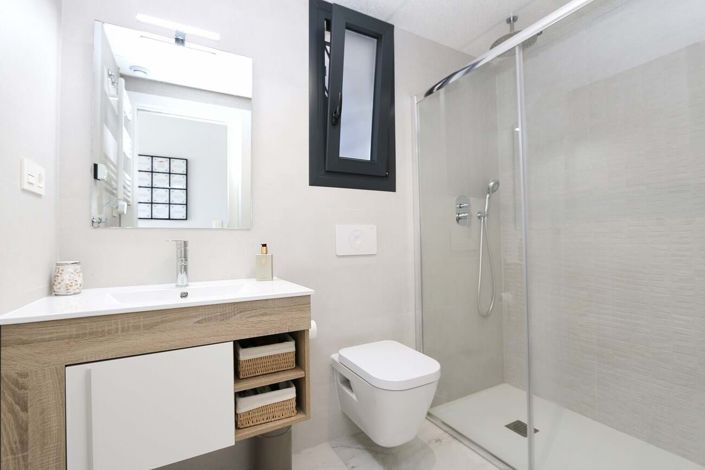 Image No.3-3 Bed Apartment for sale