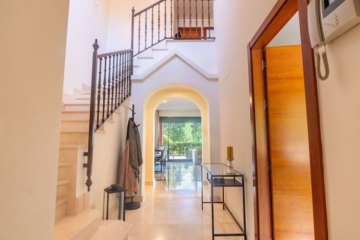 Image No.13-3 Bed Townhouse for sale