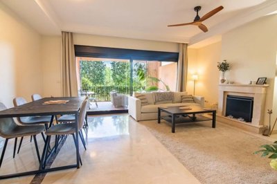 1447-647651-78d1f4f8b6655591b02d22fabb36a692d