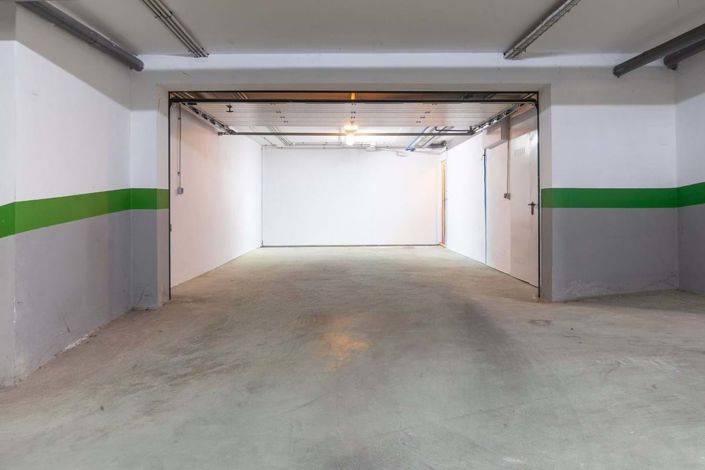 Image No.26-3 Bed Townhouse for sale