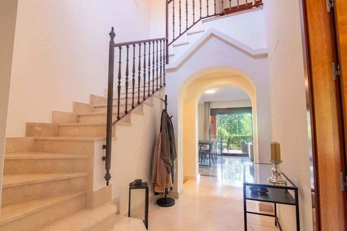 Image No.5-3 Bed Townhouse for sale