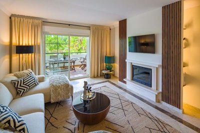 1447-646905-78d1f4f8b6655591b02d22fabb36a692d