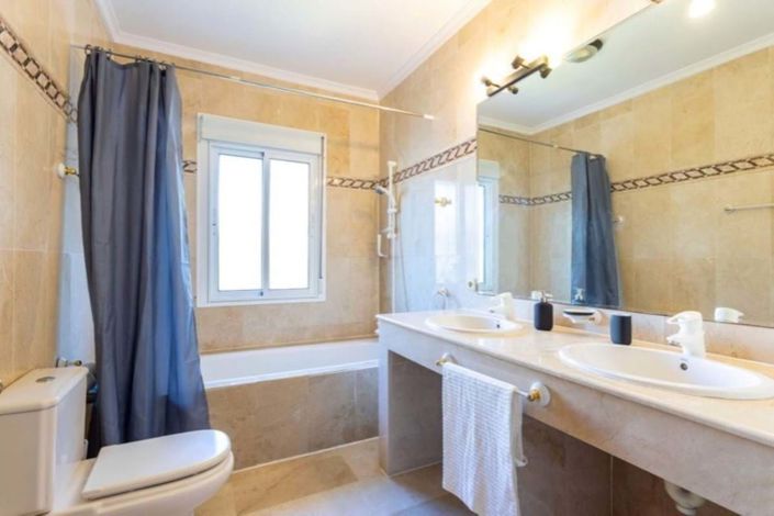 Image No.16-Villa de 3 chambres à vendre à Marbella