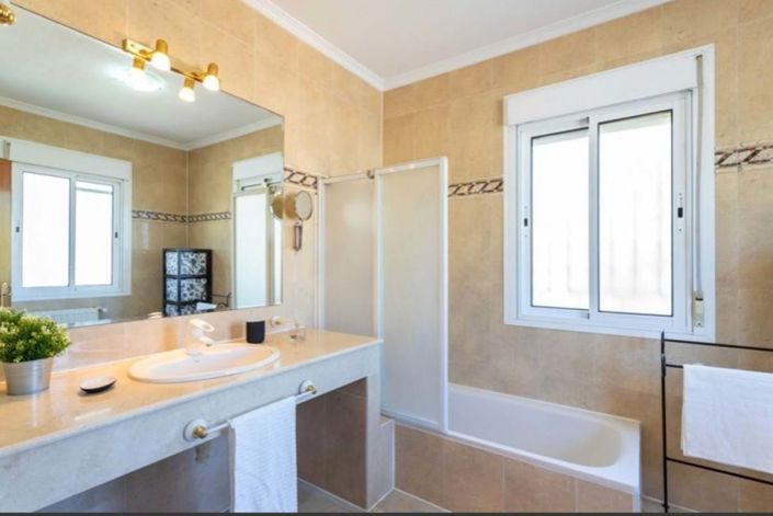 Image No.21-Villa de 3 chambres à vendre à Marbella